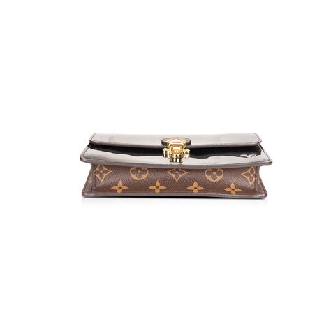 louis vuitton black bag gold chain|louis vuitton cherrywood chain wallet.